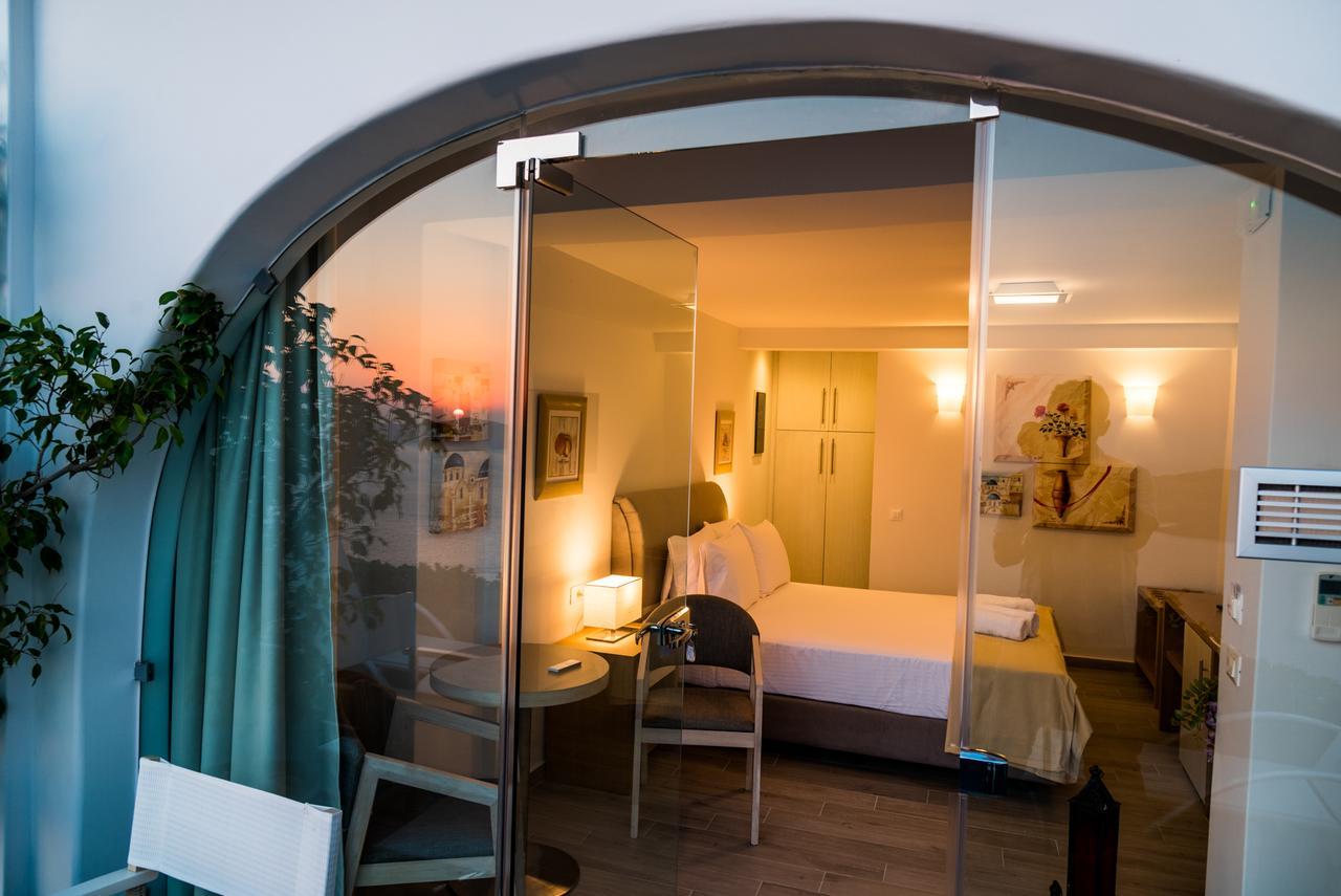 סנטוריני Kratiras View Luxury Suites מראה חיצוני תמונה